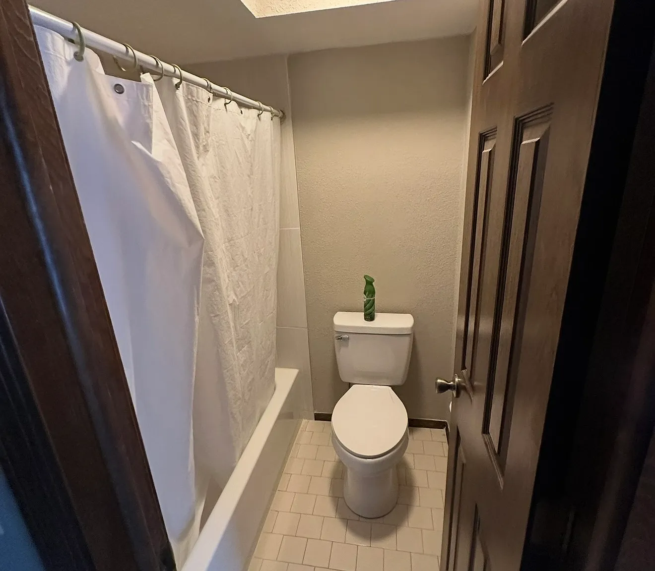 1 bed, 883 sqft, $950 — Photo 2