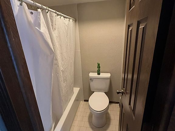 2nd image of 5201 Nowata Rd APT 202