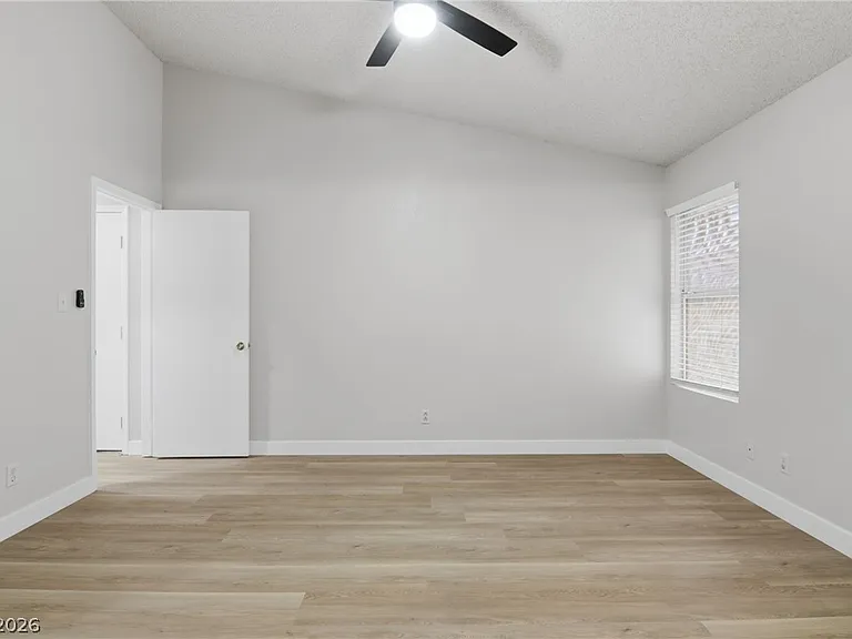 6224 Caprino Ave — Photo 20