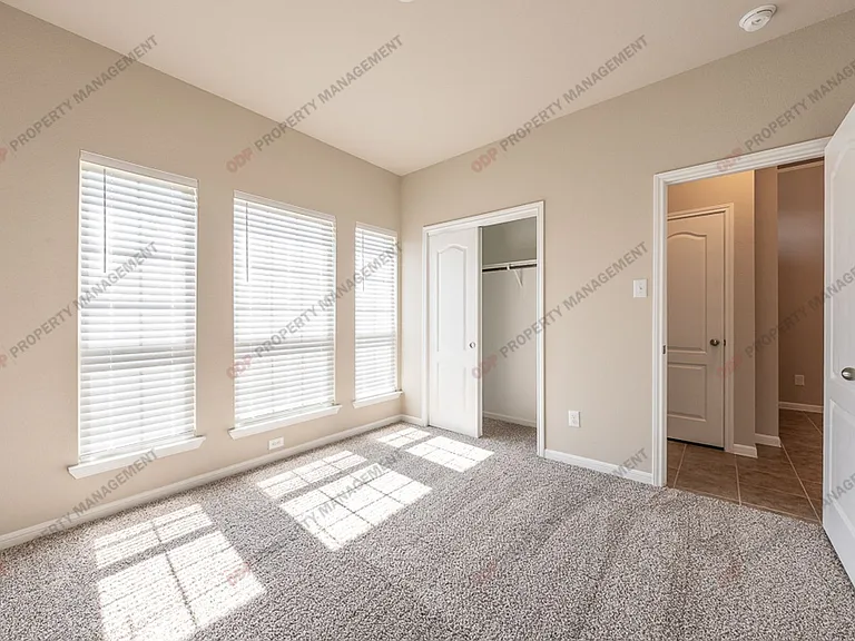 10206 Eaglefire Dr — Photo 10