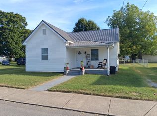 104 Hodges St N, Cowan, TN 37318