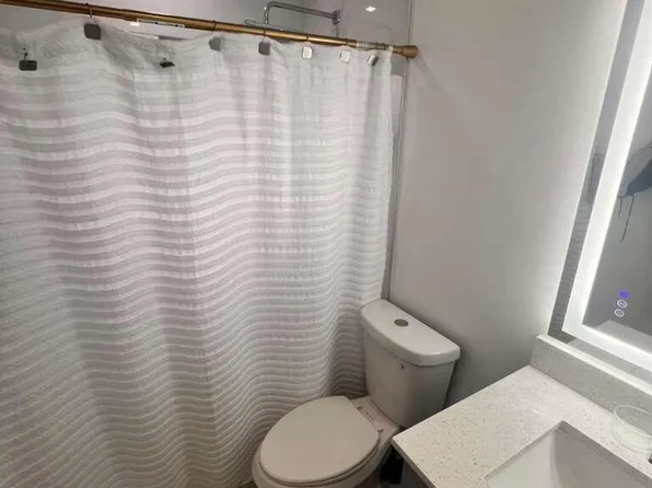726 SW 7th St #1-2, Hallandale, FL 33009