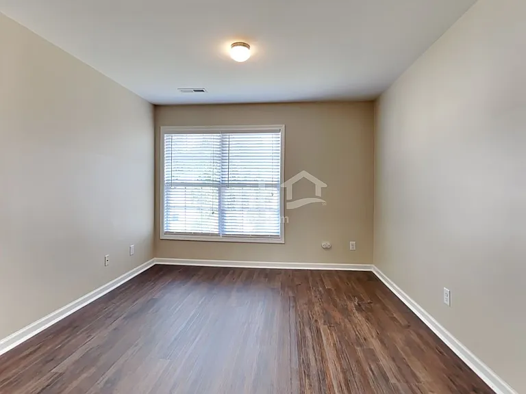 7778 Discovery Rd — Photo 10