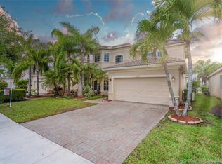 19407 SW 65th St, Fort Lauderdale, FL 33332