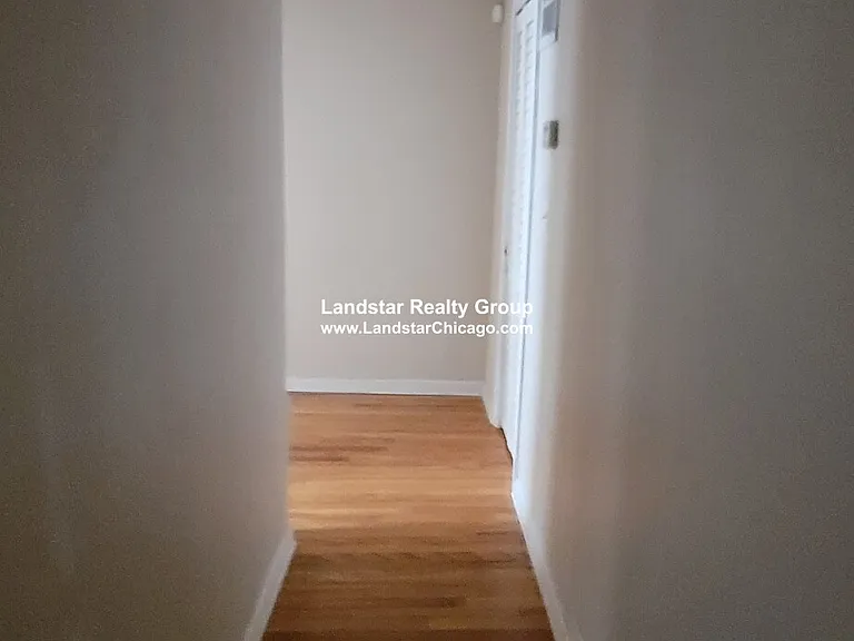 7513 N Greenview Ave #1 — Photo 6