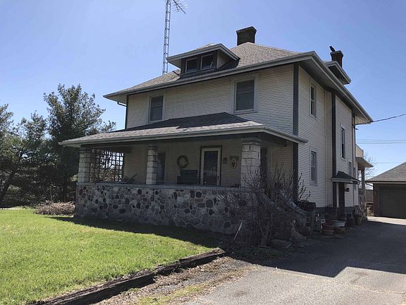 5th image of 221 Plymouth St