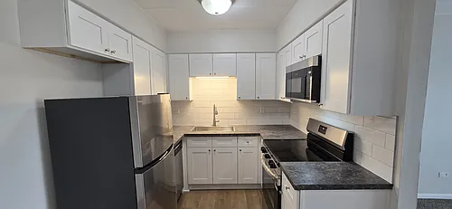 7349 175th St Photo 1