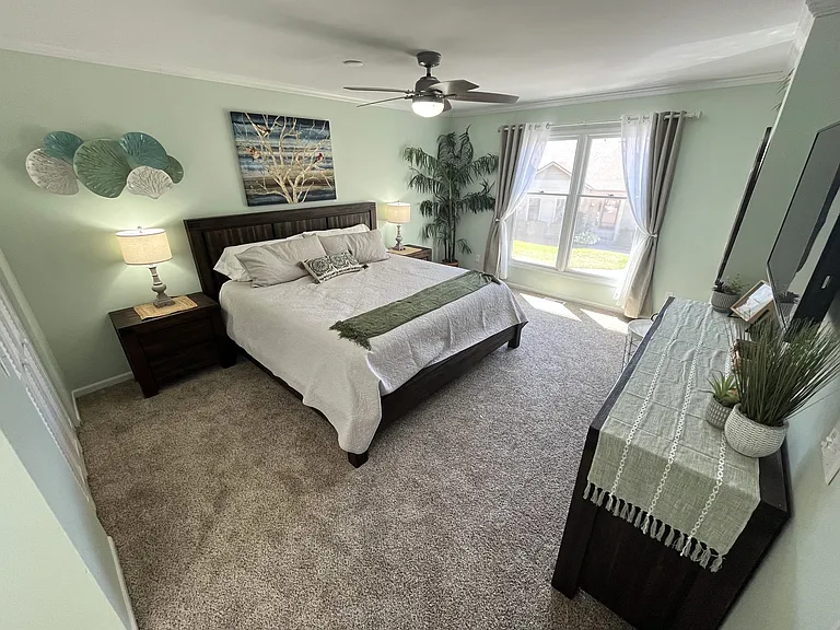 6220 Crofton Dr — Photo 12