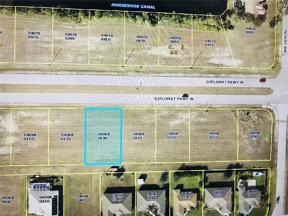 1st image of 2504 Diplomat Pkwy W