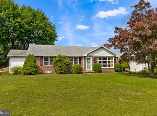306 W Stanton Rd, Quarryville, PA 17566
