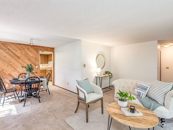 5th image of 940 9th Avenue