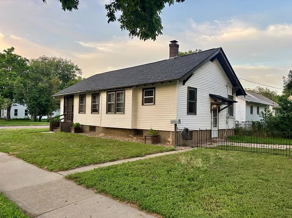 323 High St, Vermillion, SD 57069