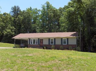 1429 Rhyne Rd, Dallas, NC 28034