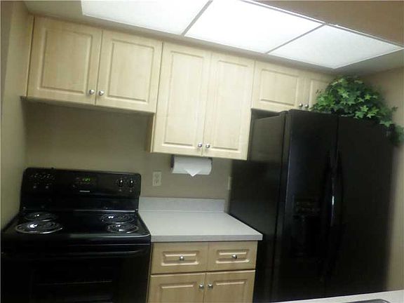 2nd image of 10001 W Atlantic Blvd APT 218