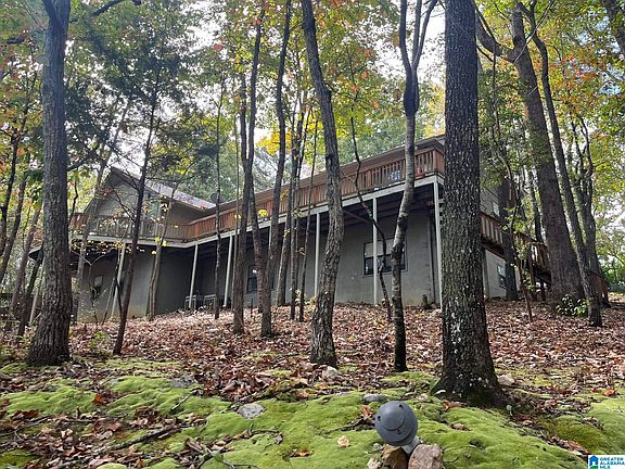 2nd image of 1129 Lawrence Dr