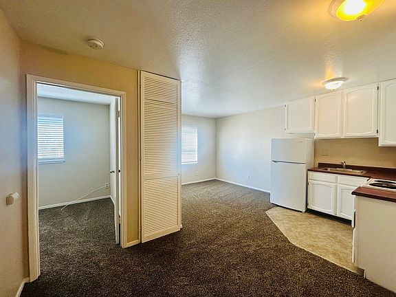 4th image of 2418 High St APT 5