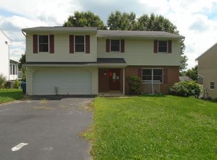 3188 Thistle Dr, Lancaster, PA 17601
