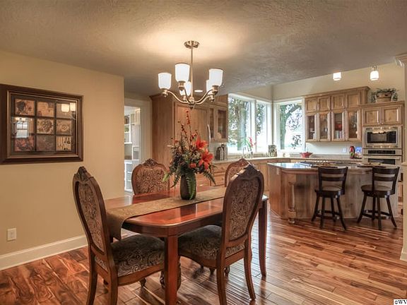 3rd image of 29216 Lakeside Dr