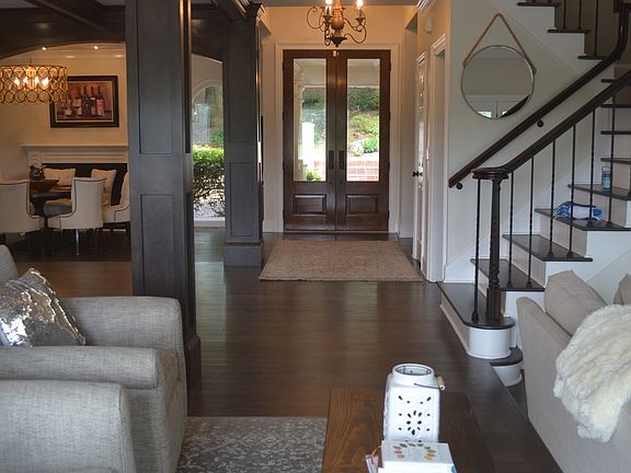 view of front door