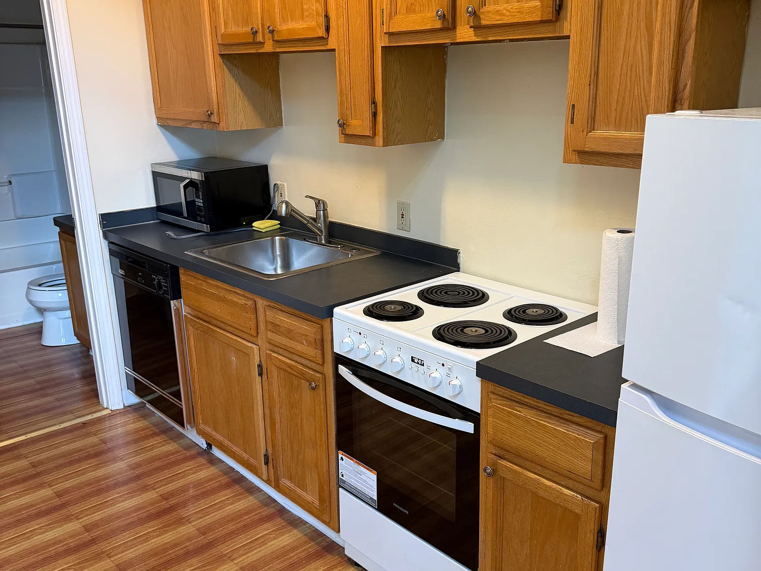 1 bed, $1,200 — Photo 2