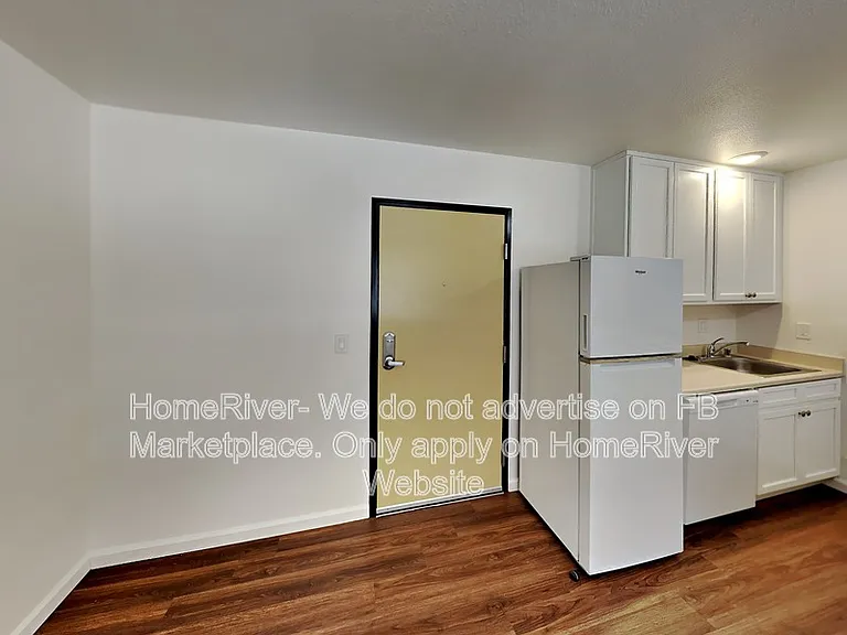 1620 F St #14 — Photo 7