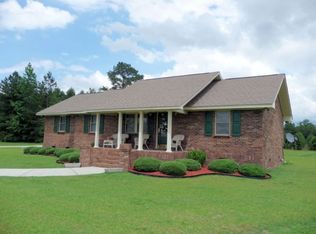 1889 Leggett Rd, Fairmont, NC 28340