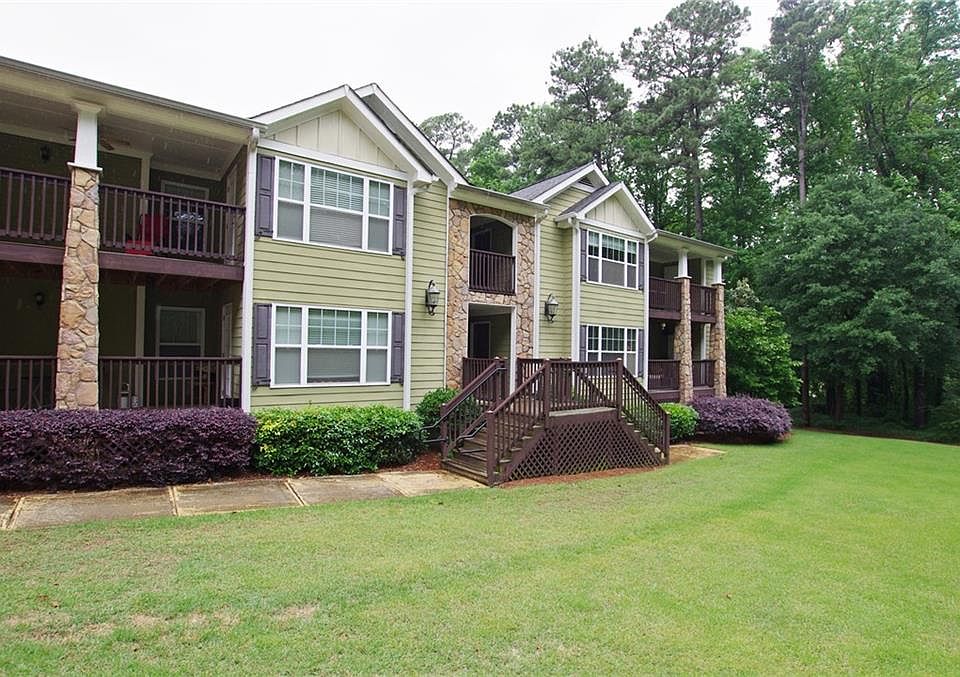 1st image of 1106 Madison Ln SE #1106