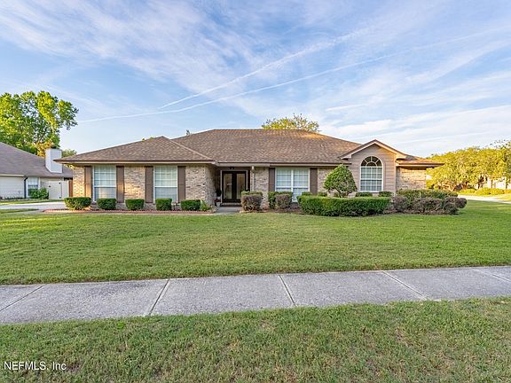 3rd image of 11897 GRAN MEADOWS Way