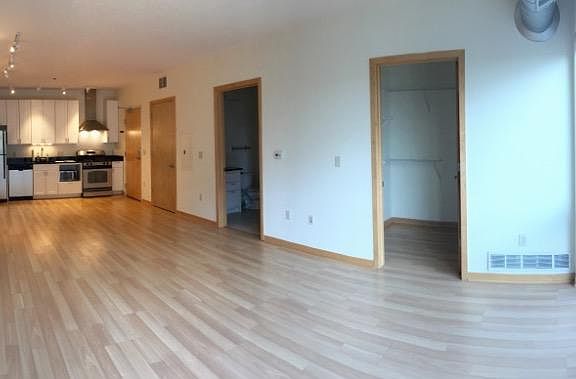 2nd image of 3021 Holmes Ave APT 306