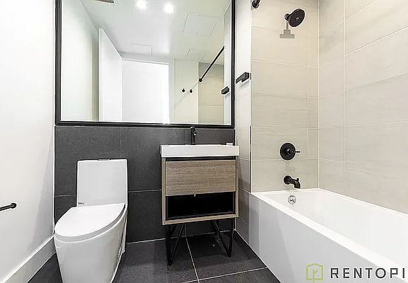 5th image of 2175 Bergen St #4L