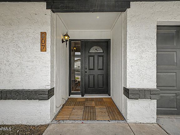 4th image of 807 W NARANJA Avenue
