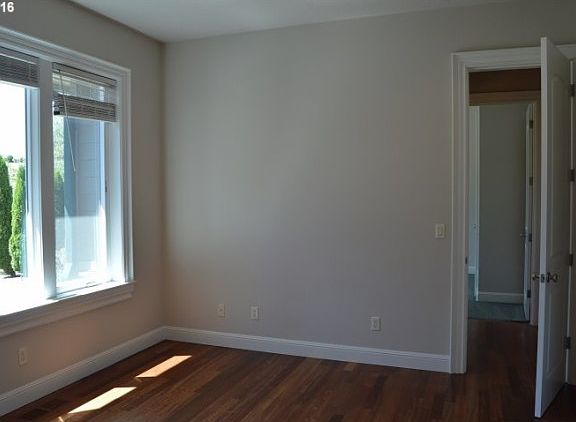 4th image of 1411 SE 83rd Ct