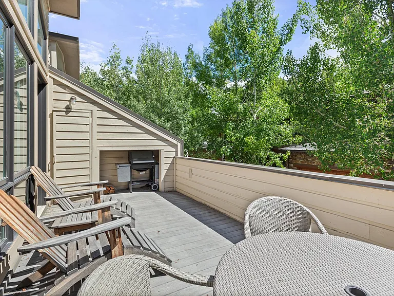 123 W Hyman Ave #A — Photo 6