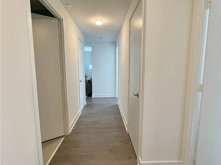 180 Veterans Dr #303 — Photo 11