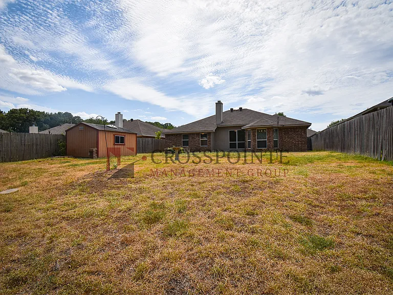 112 Ken Cir — Photo 18