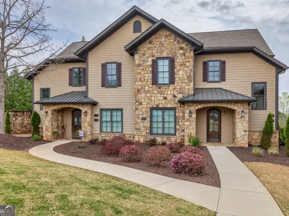 19 Cottage Ln #201, Toccoa, GA 30577