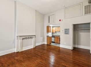 1931 Chestnut St #12, Philadelphia, PA 19103