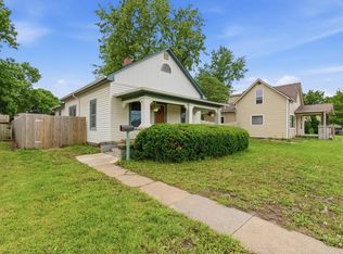 1411 Pierre St, Manhattan, KS 66502