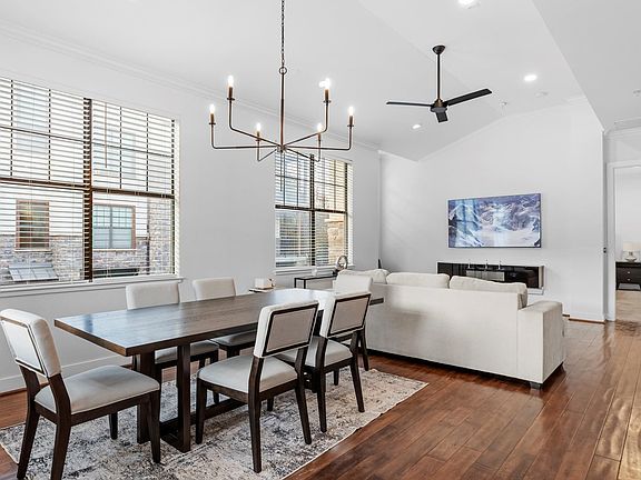 5th image of 7342 Oak Manor #6204