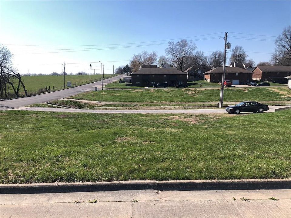 1st image of LOT 17 W 30th St