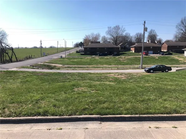 LOT 17 W 30th St, Higginsville, MO 64037