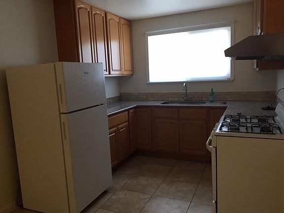 4th image of 139 Aster Way