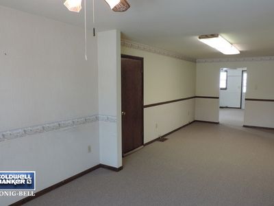 315 S State St, Manhattan, IL, 60442