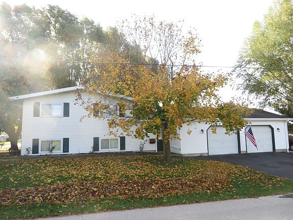 2nd image of 500 Greencastle Dr
