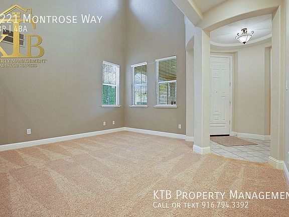 3rd image of 3221 Montrose Way