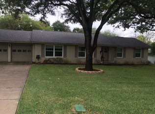 4305 Warnock Ct, Fort Worth, TX 76109