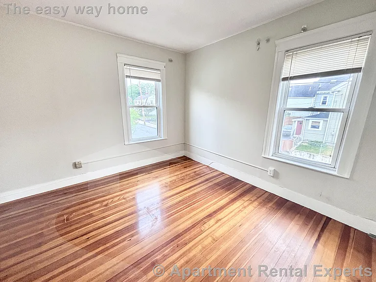 125 Winthrop St — Photo 7