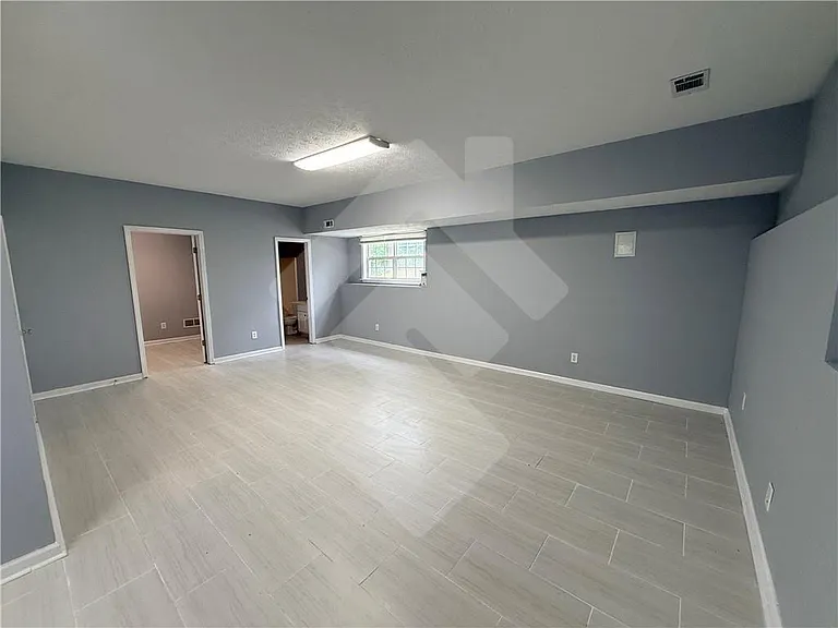 29 Enclave Dr — Photo 38