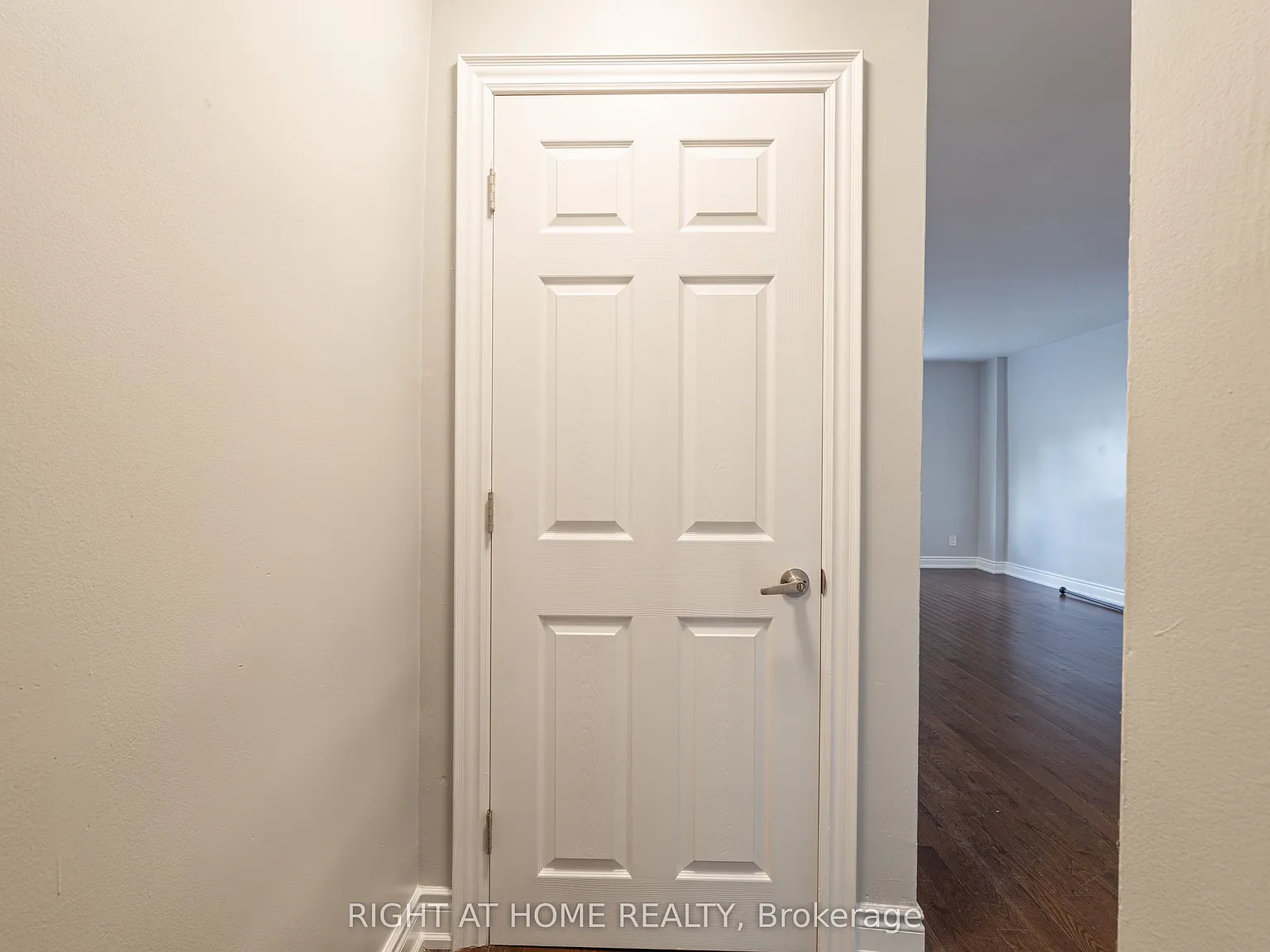 2 bed, $2,500 — Photo 2