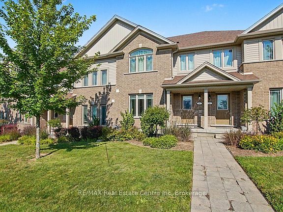 3rd image of 14 Amos Dr #14